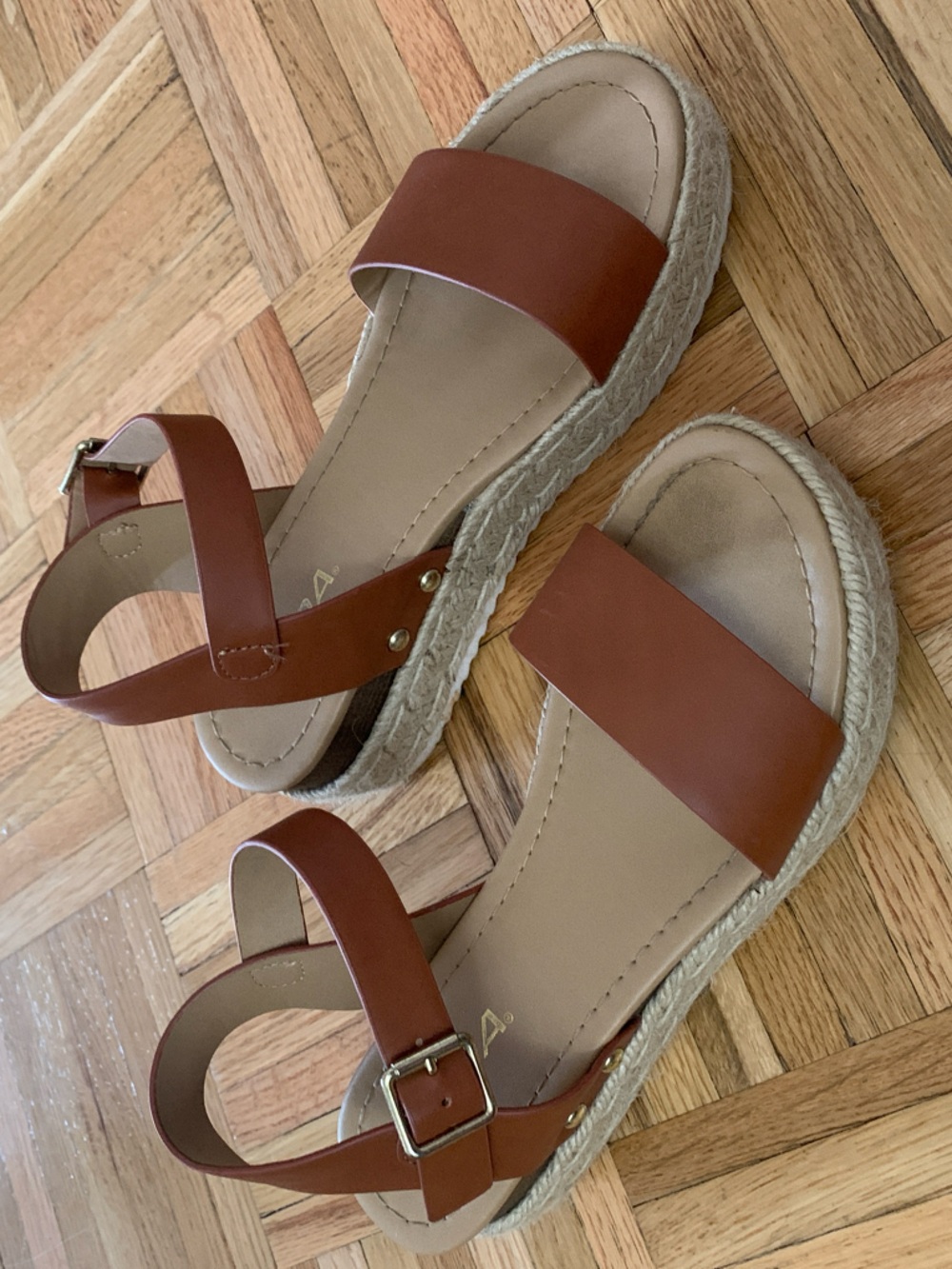 Soda - Ankle-Strap Espadrille Platform Sandals Women’s Size 6.5
